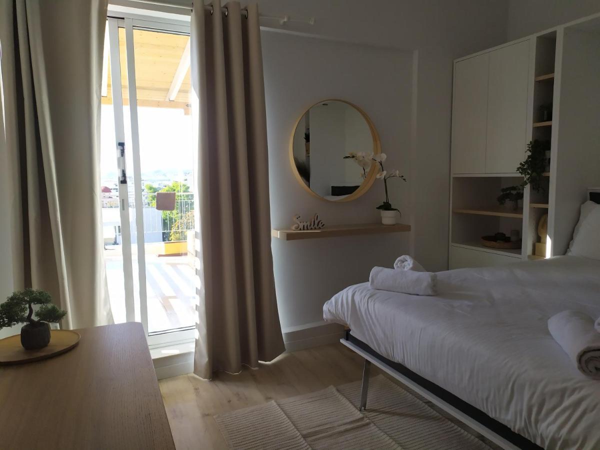 Penthouse Nea Smirni Apartment Athena Bagian luar foto