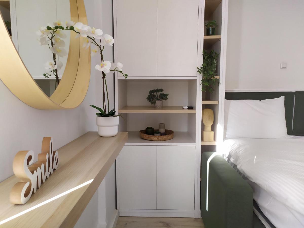 Penthouse Nea Smirni Apartment Athena Bagian luar foto